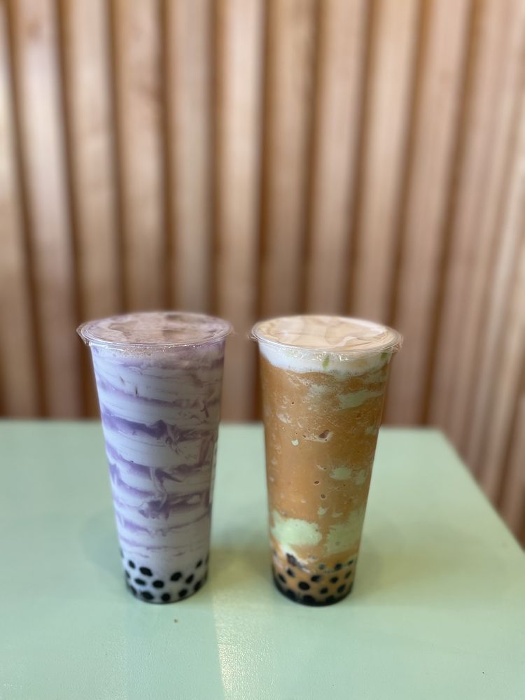 Taro milk tea and Thai milk tea with boba